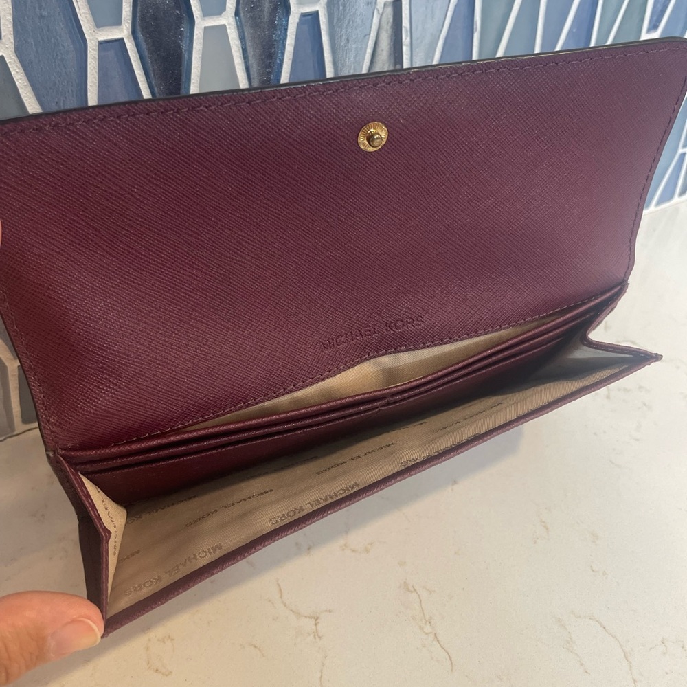 Michael Kors Burgundy Jet Set Saffiano Wallet - Picture 7 of 7